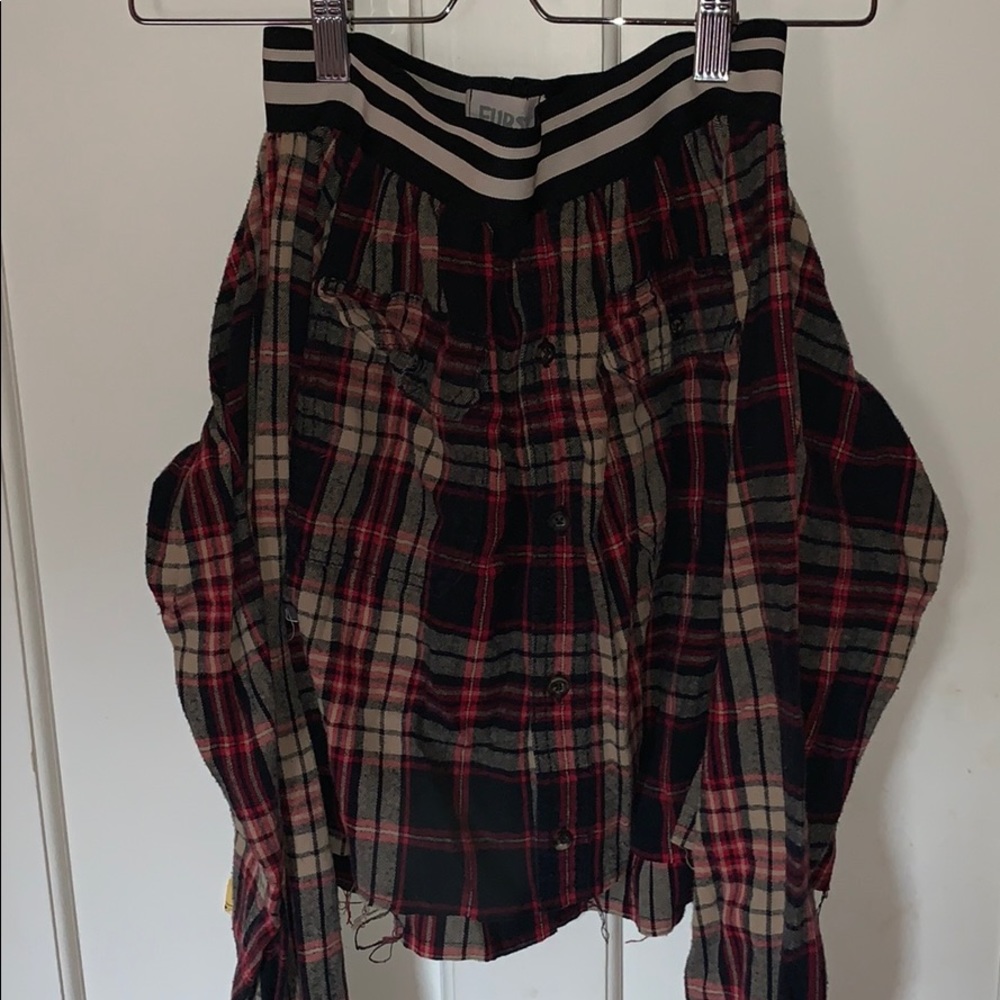 Flannel skirt that ties at the front elastic waist
